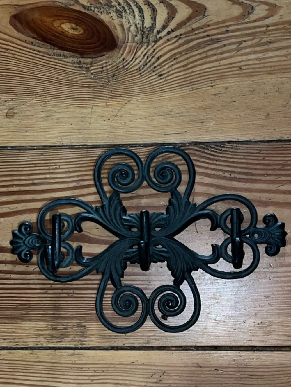Vintage Farmhouse Ornate Black Cast Iron Coat Wall 3 Hook Rack 15”
